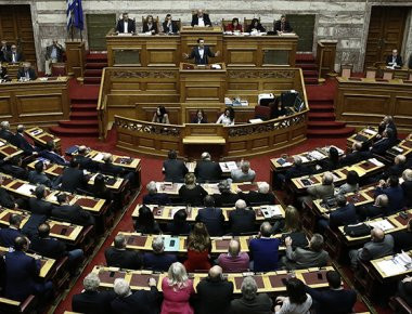 Δυσαρέσκεια του ΣΥΡΙΖΑ για τη συμφωνία με τη Σαουδική Αραβία και τα βλήματα